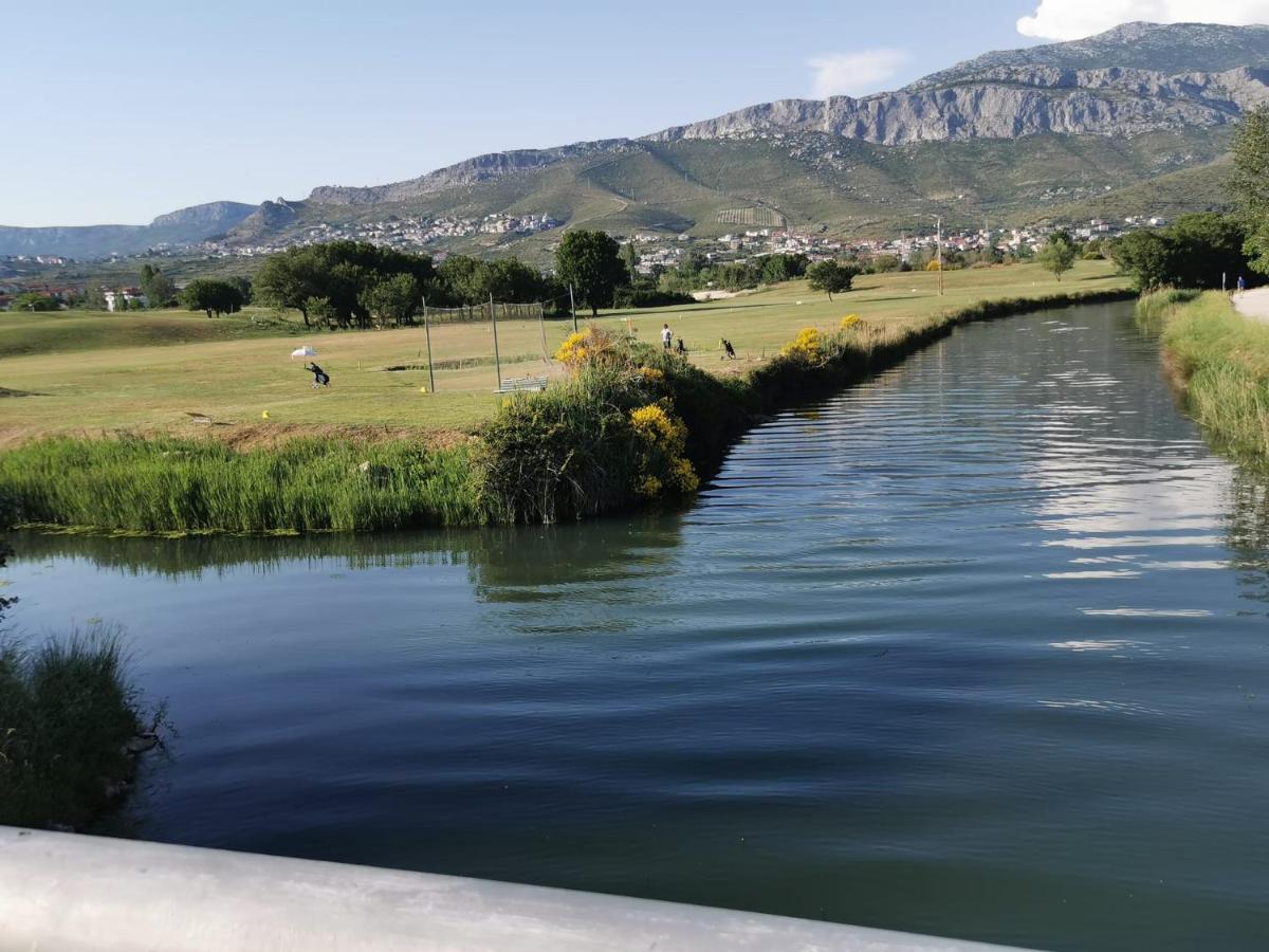 Apartman Marel Žrnovnica Buitenkant foto